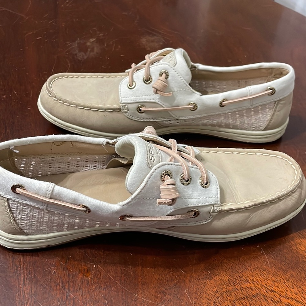Pink Lace Sperry